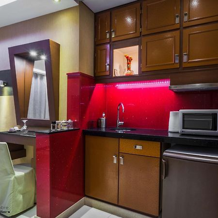 شقة Noho Boutique Koukaki , Premium Living أثينا الغرفة الصورة